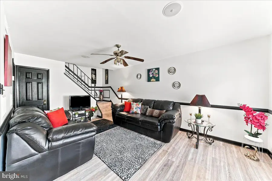 5200 Hilltop Dr #j11, Brookhaven, PA 19015 - #3