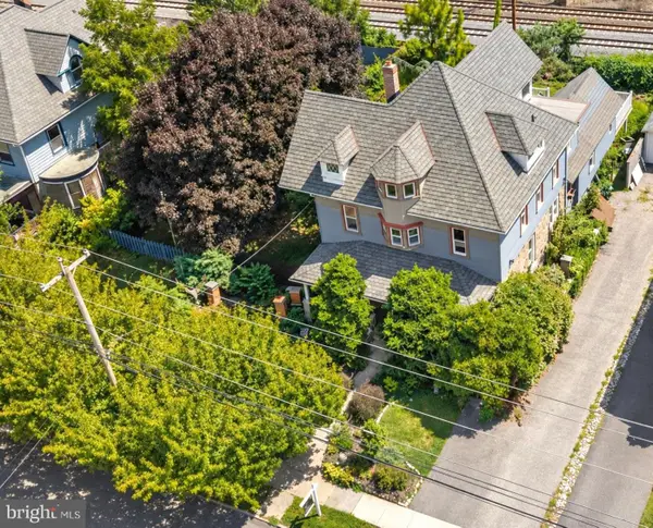 100 W Ridley Ave, RIDLEY PARK, PA 19078