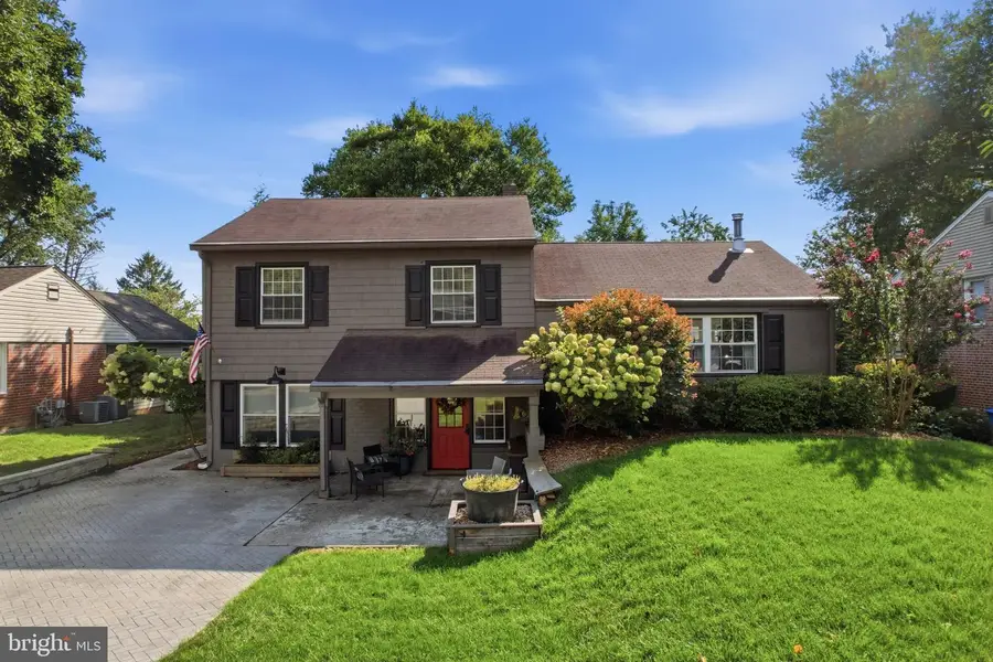 722 Wisteria Dr, Newtown Square, PA 19073 - #2