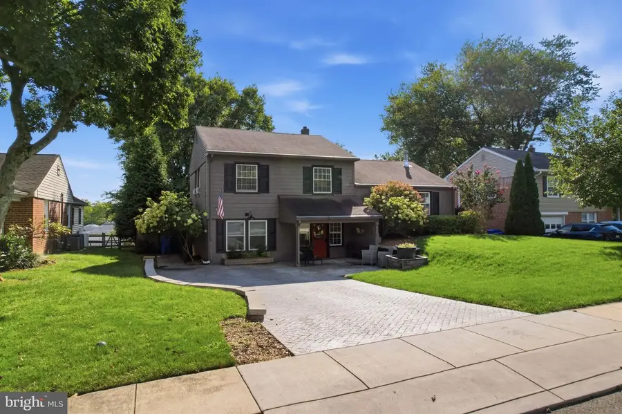 722 Wisteria Dr, Newtown Square, PA 19073 - #3
