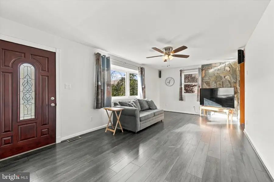 200 Price Ave, Holmes, PA 19043 - #3