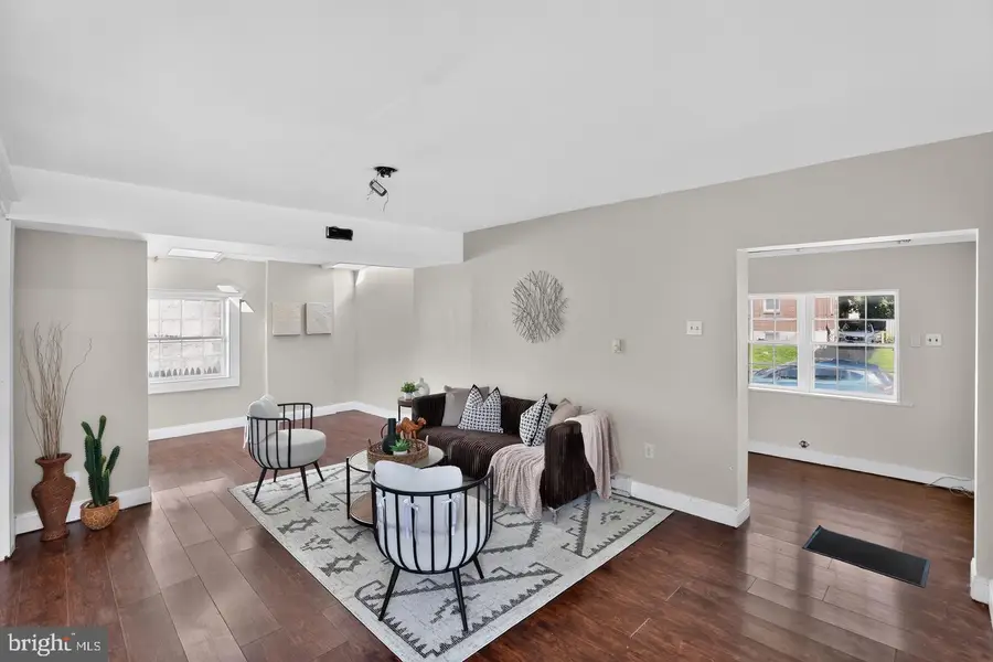 916 Spruce St, Collingdale, PA 19023 - #2