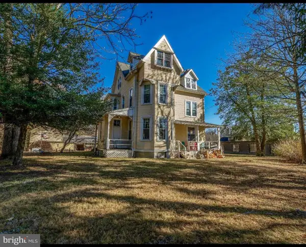 354 Valleybrook Rd, GLEN MILLS, PA 19342