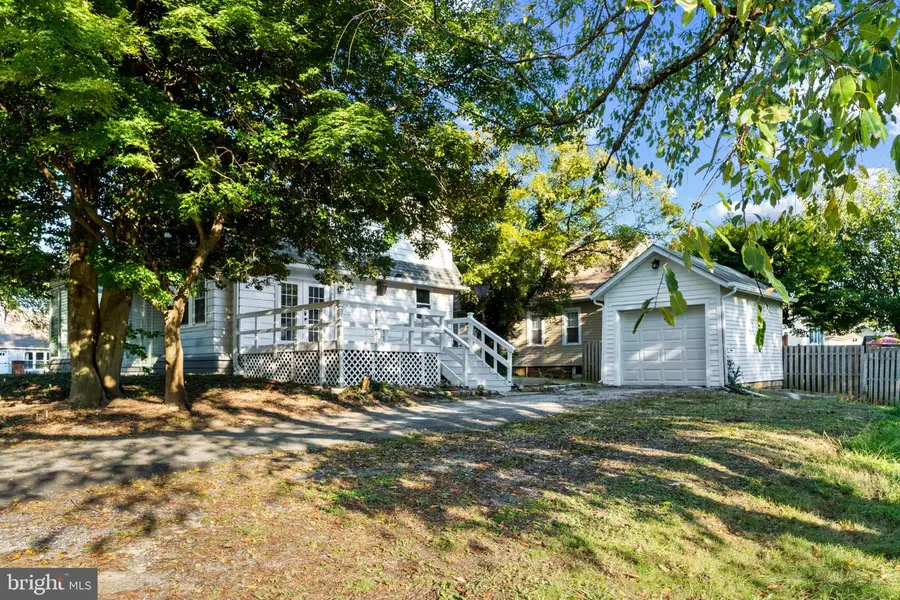2038 Naamans Creek Rd, Upper Chichester, PA 19061 - #2