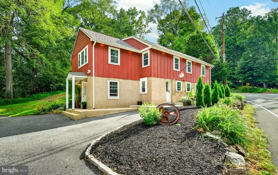 71 Concord Rd, Garnet Valley, PA 19060 - #2