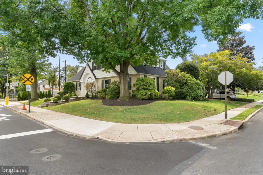 2804 Hillcrest Rd, Drexel Hill, PA 19026 - #3