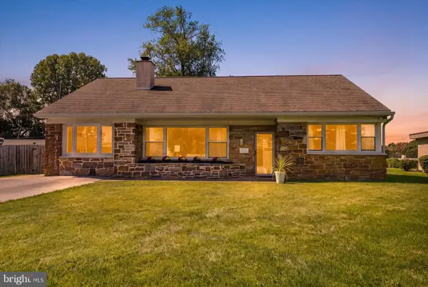 2116 Boxwood Dr, BROOMALL, PA 19008