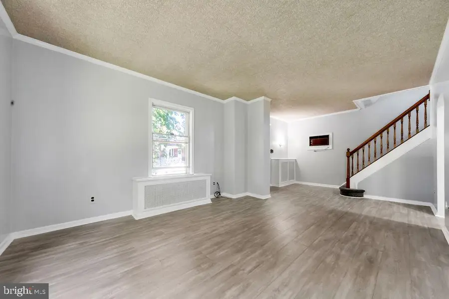 4400 School Ln, Drexel Hill, PA 19026 - #3