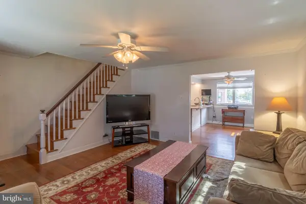 526 Jansen Ave, ESSINGTON, PA 19029