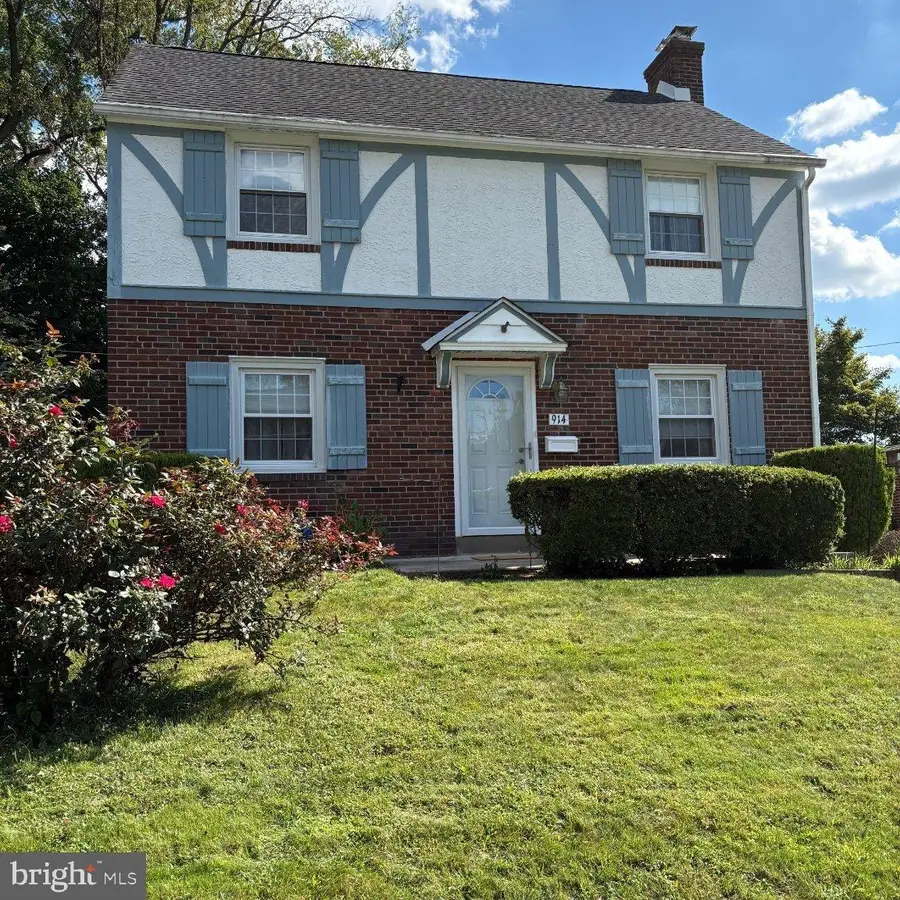914 Stanbridge Rd, Drexel Hill, PA 19026 - #2