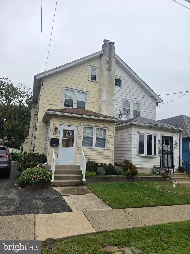 255 Hirst Ave, Lansdowne, PA 19050 - #1