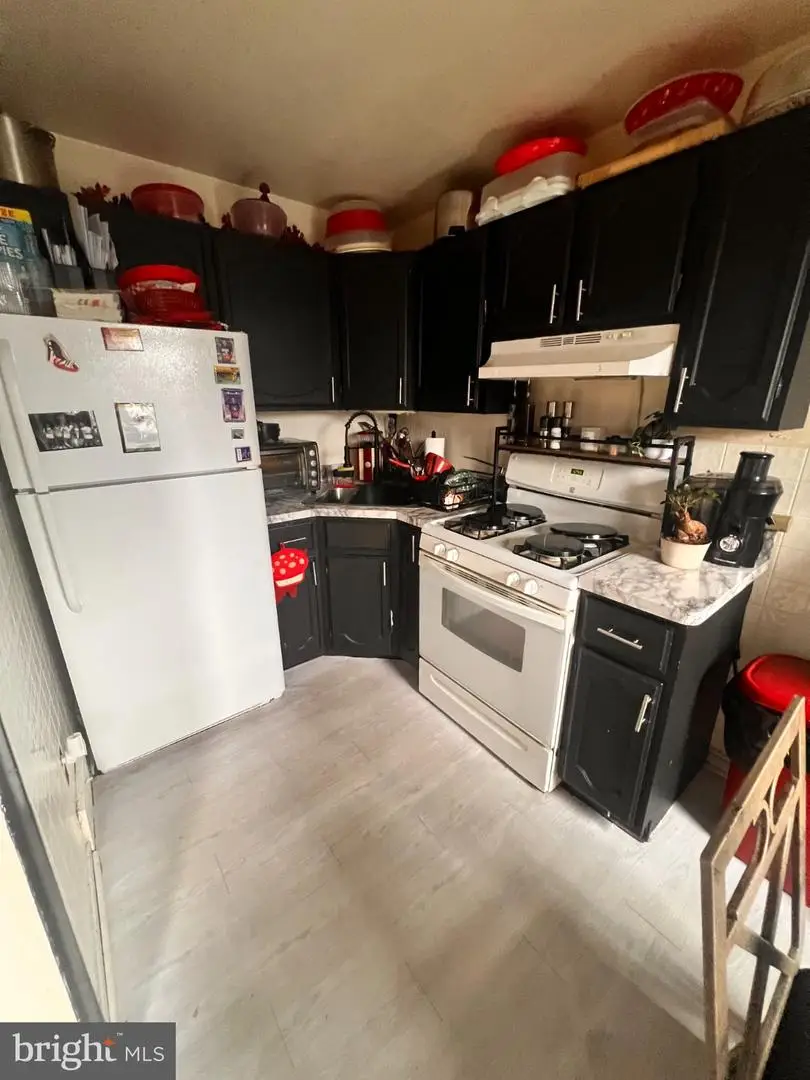 1006 Burnside Rd, Sharon Hill, PA 19079 - #3