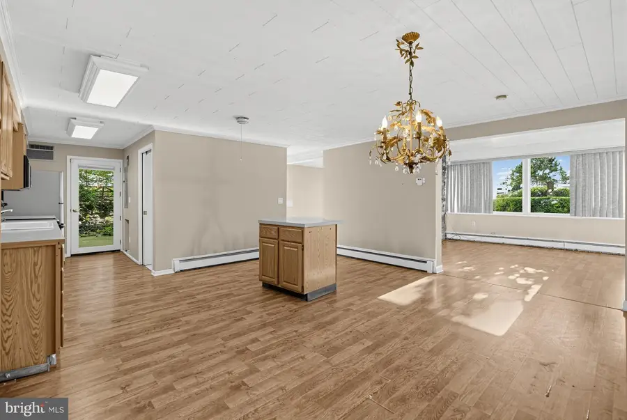 2155 Kingswood Ln, Broomall, PA 19008 - #3