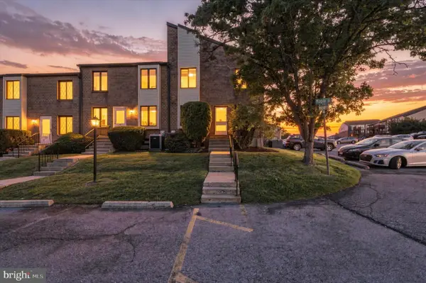 5200 Hilltop Dr #u-9 / #414, BROOKHAVEN, PA 19015