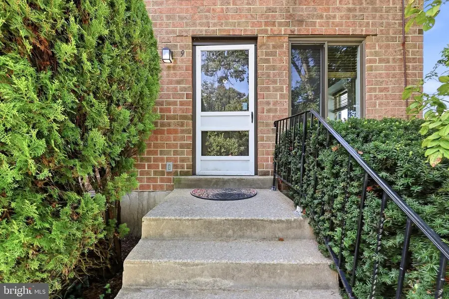 5200 Hilltop Dr #u-9 / #414, Brookhaven, PA 19015 - #3