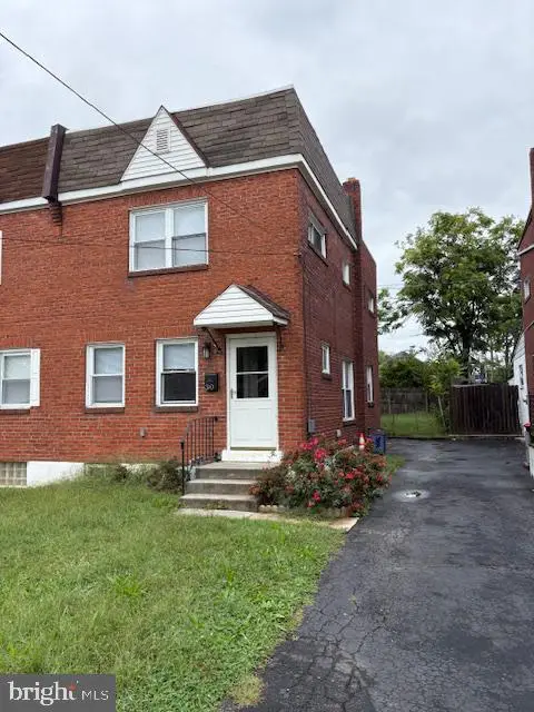 30 W Parkway Ave, Chester, PA 19013 - #1
