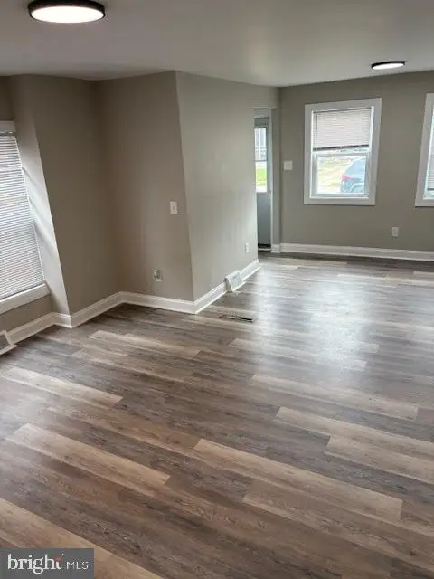 30 W Parkway Ave, Chester, PA 19013 - #3