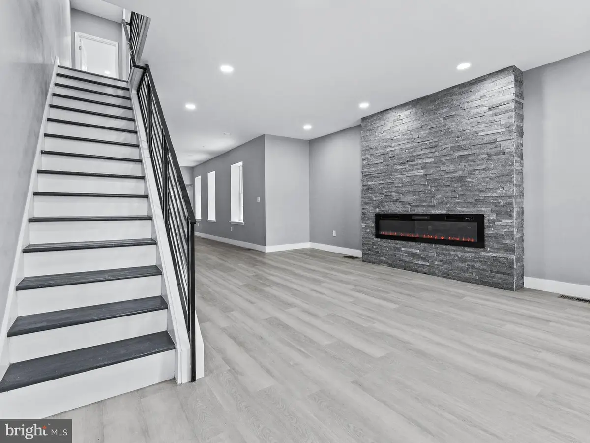 19 S 6th St, Darby, PA 19023 - #1