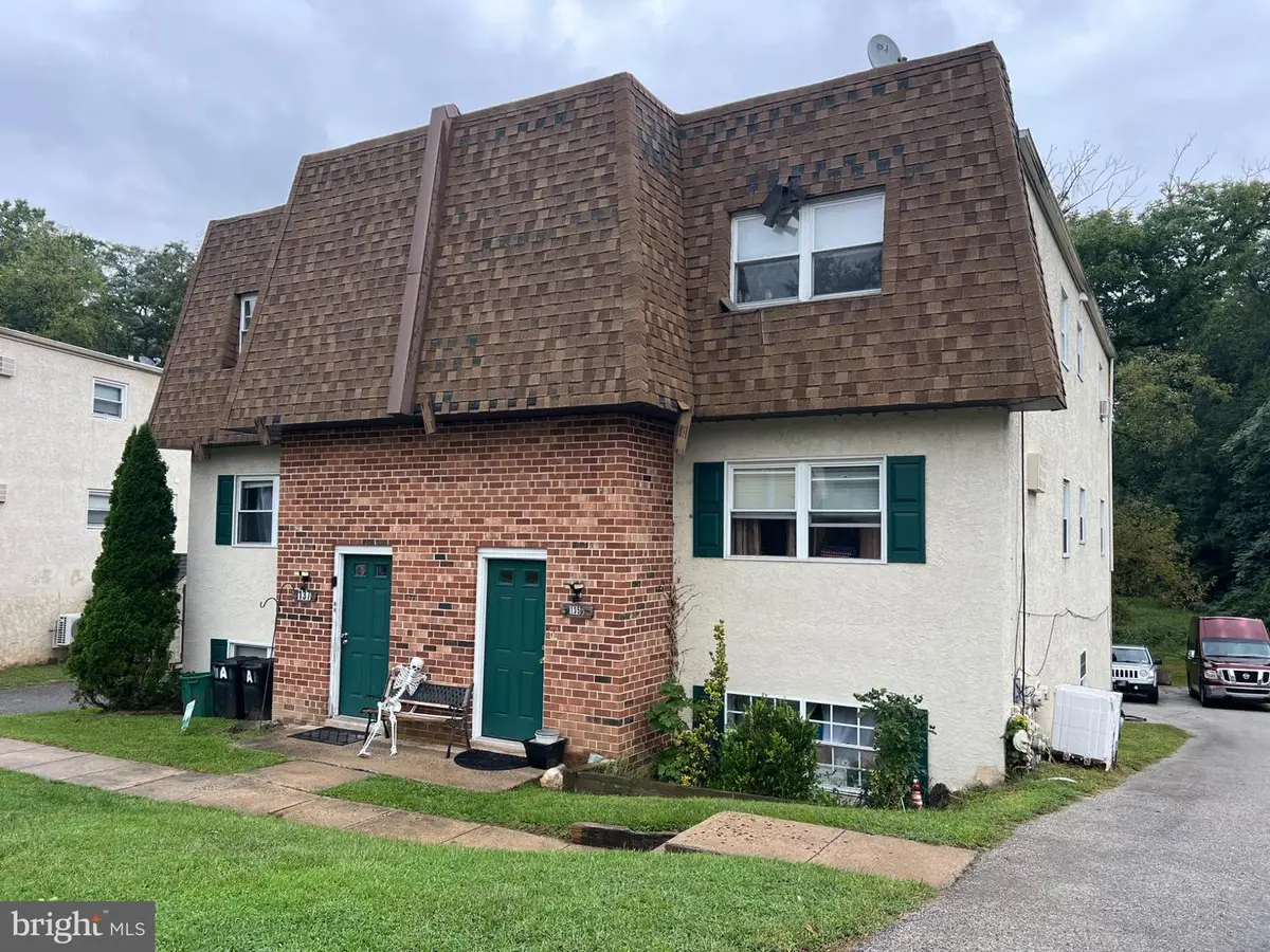 137 Meadowbrook Ln, Brookhaven, PA 19015 - #1
