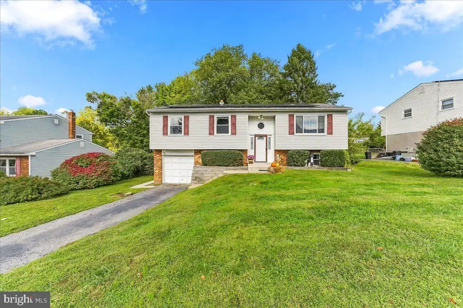 33 Mulberry St, Boothwyn, PA 19061 - #3