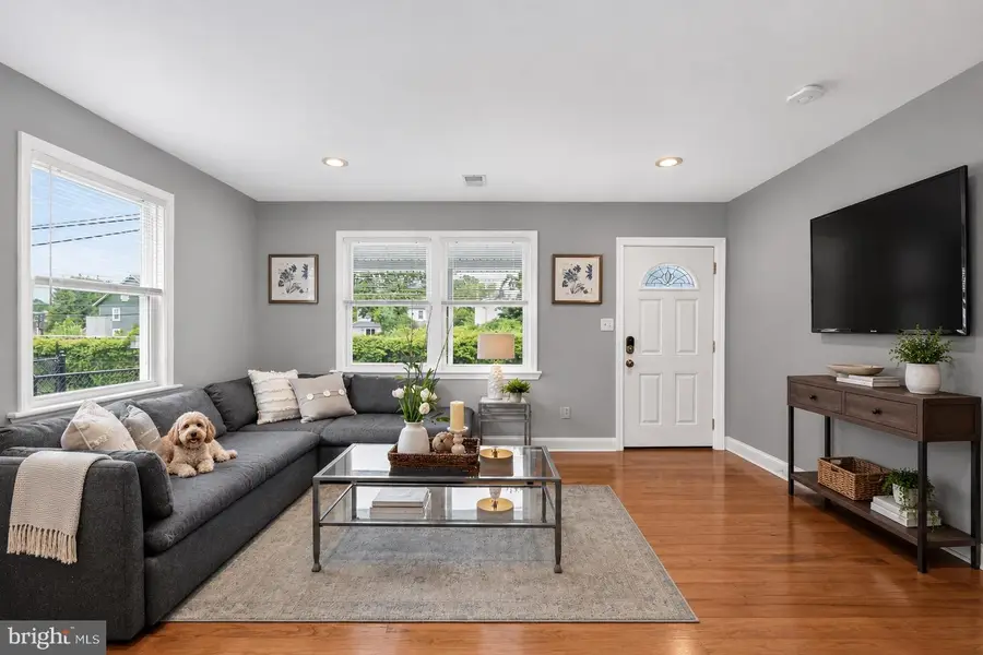 713 Miller St, Bryn Mawr, PA 19010 - #3