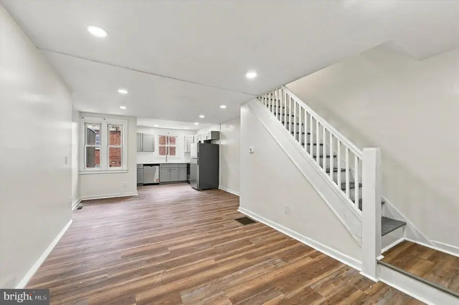 587 Timberlake Rd, Upper Darby, PA 19082 - #3
