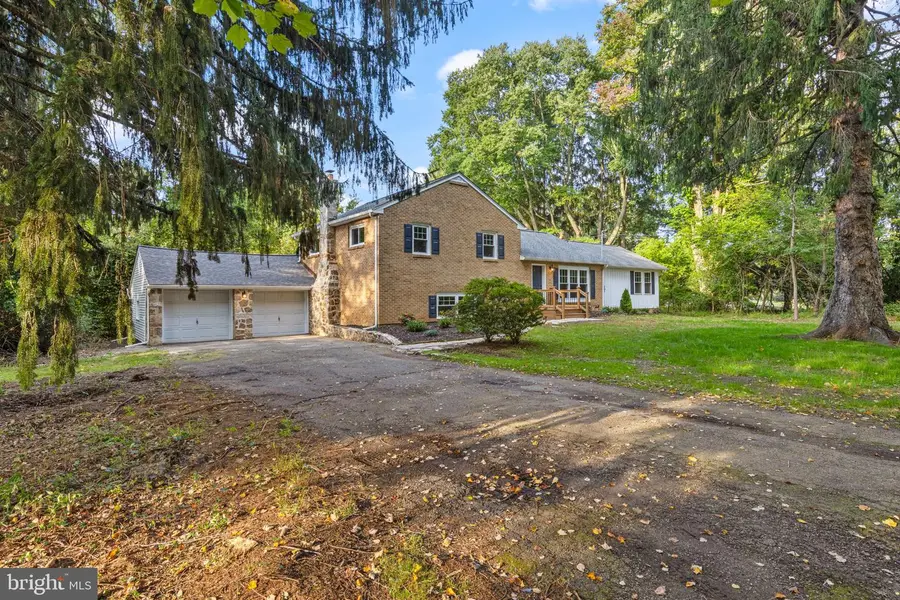 995 Smithbridge Rd, Glen Mills, PA 19342 - #2