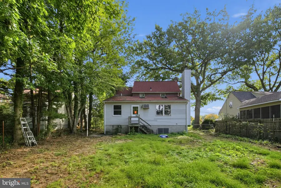 106 N Norwinden Dr, Springfield, PA 19064 - #2