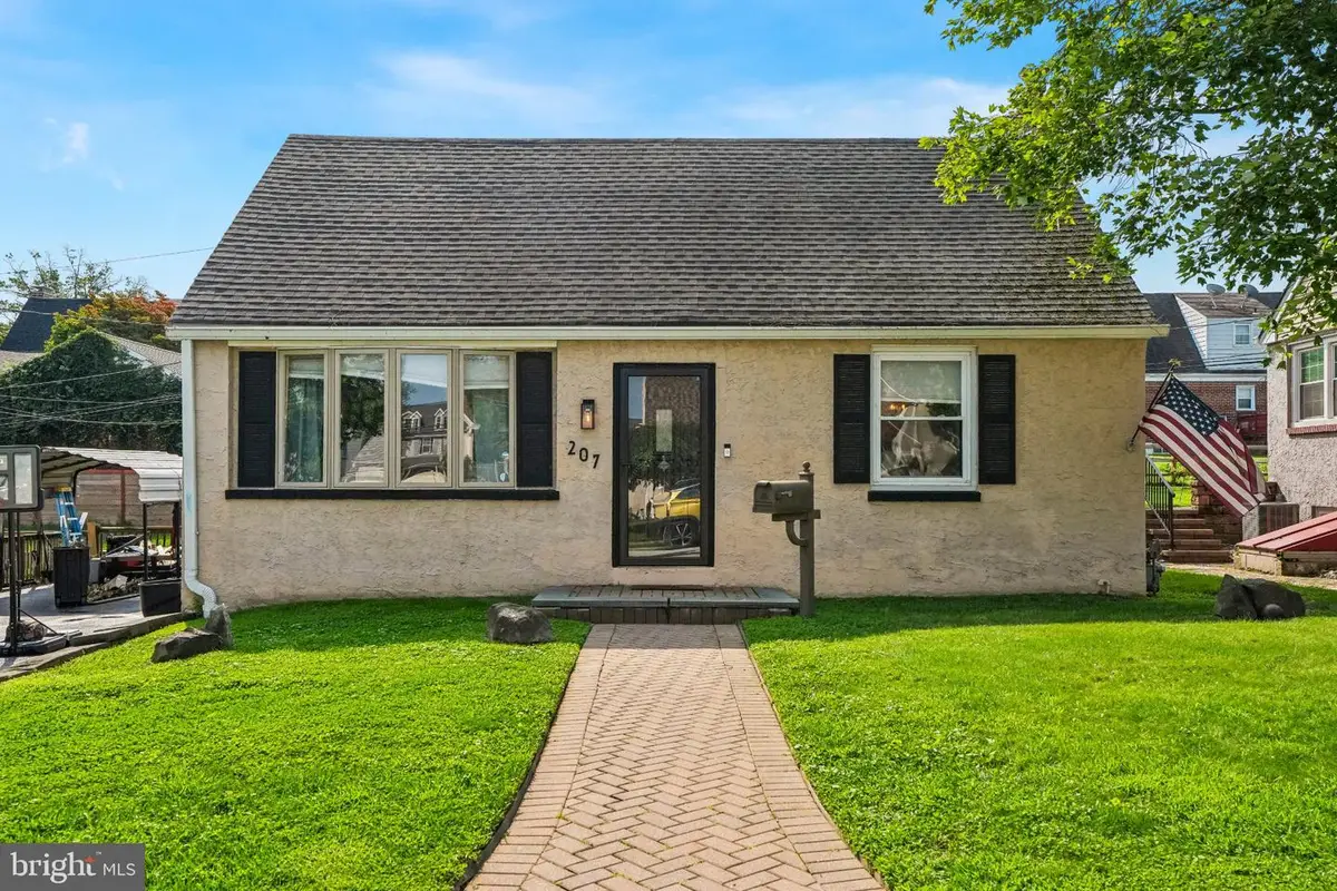 207 Rolling Rd, Broomall, PA 19008 - #1