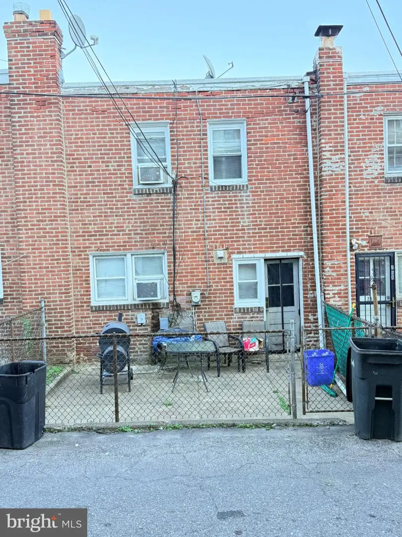 256 Glendale Rd, Upper Darby, PA 19082 - #3