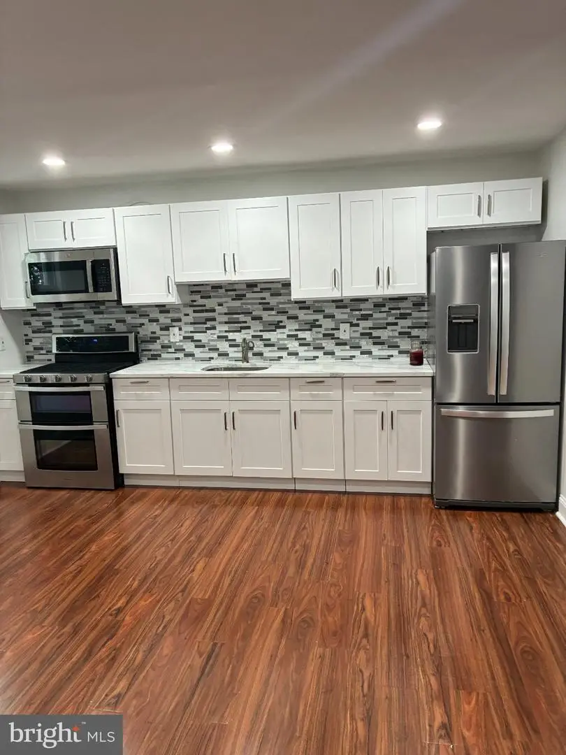 1007 Sharon Ave, Sharon Hill, PA 19079 - #3