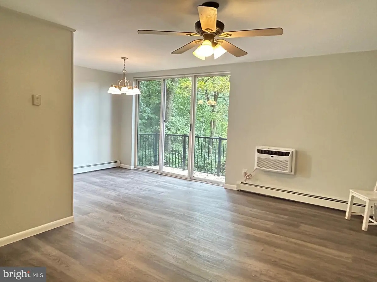 100 E. Glenolden Ave. #f4, Glenolden, PA 19036 - #1