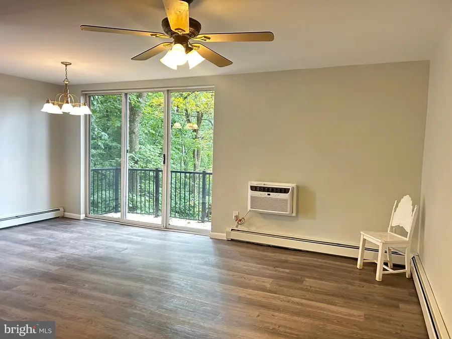 100 E. Glenolden Ave. #f4, Glenolden, PA 19036 - #2