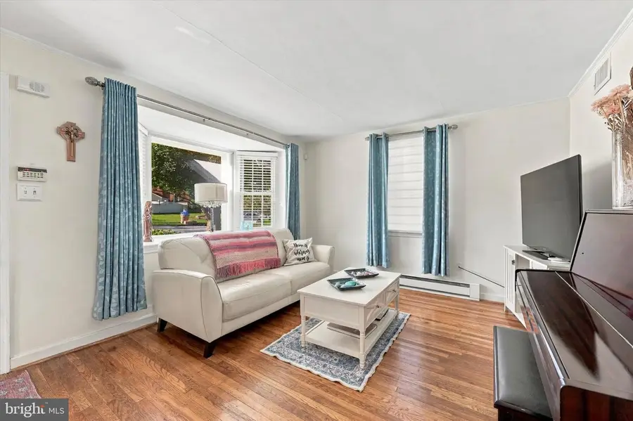3315 Rodney Dr, Newtown Square, PA 19073 - #3