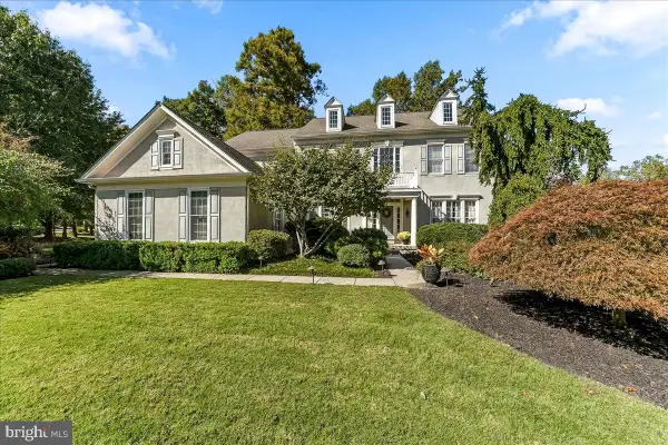 12 John Beal Dr, GARNET VALLEY, PA 19060