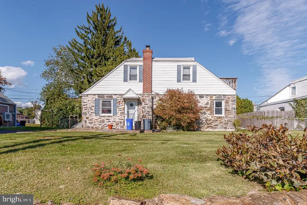 811 Springfield Rd, Aldan, PA 19018 - #1