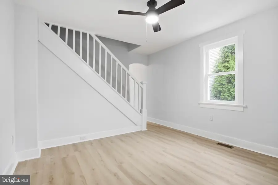 2212 Pleasantview Ave, Upper Chichester, PA 19061 - #3