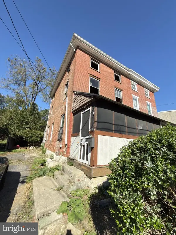 6 Church St, BROOKHAVEN, PA 19015