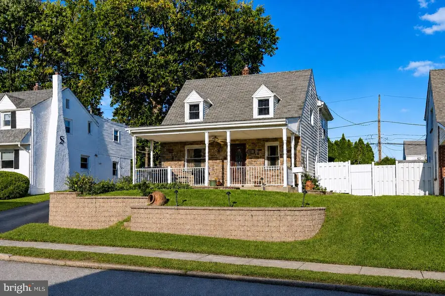 864 Cricket Rd, Secane, PA 19018 - #2