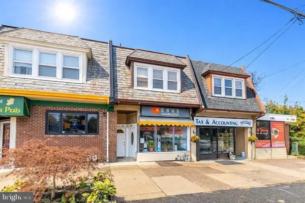 447 W Chester Pike, HAVERTOWN, PA 19083