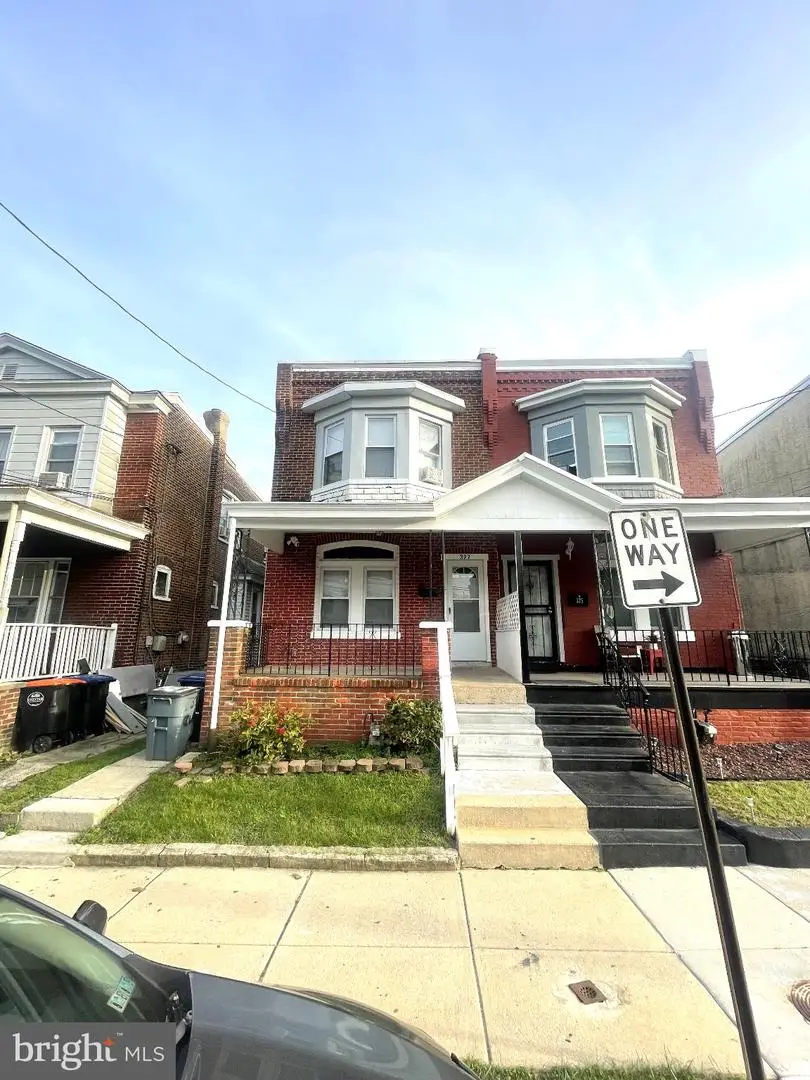 327 E 20th St, Chester, PA 19013 - #1