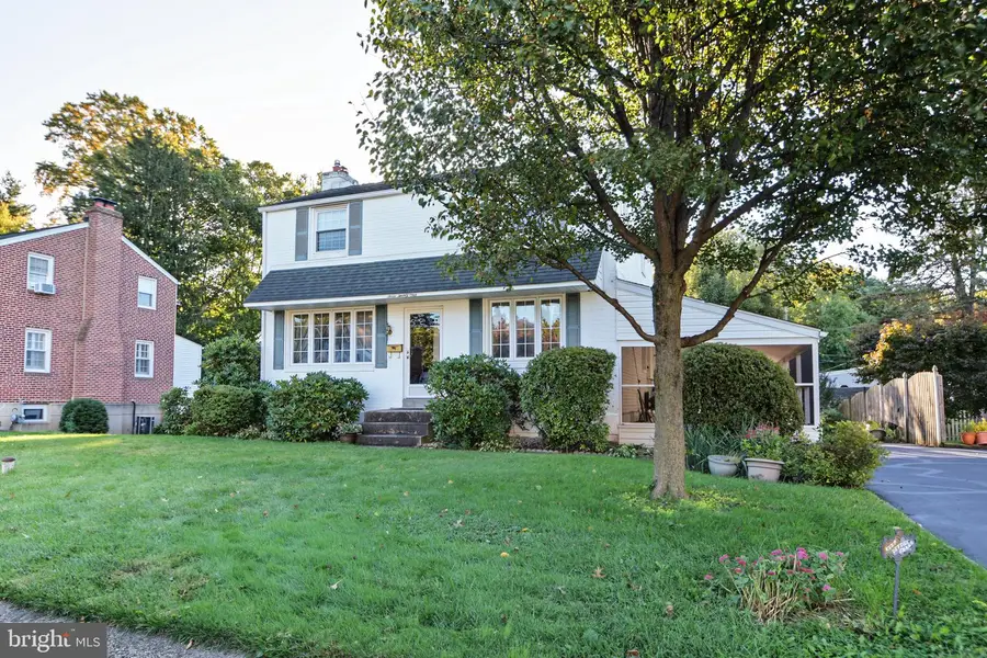 321 Yarnall Dr, Springfield, PA 19064 - #3