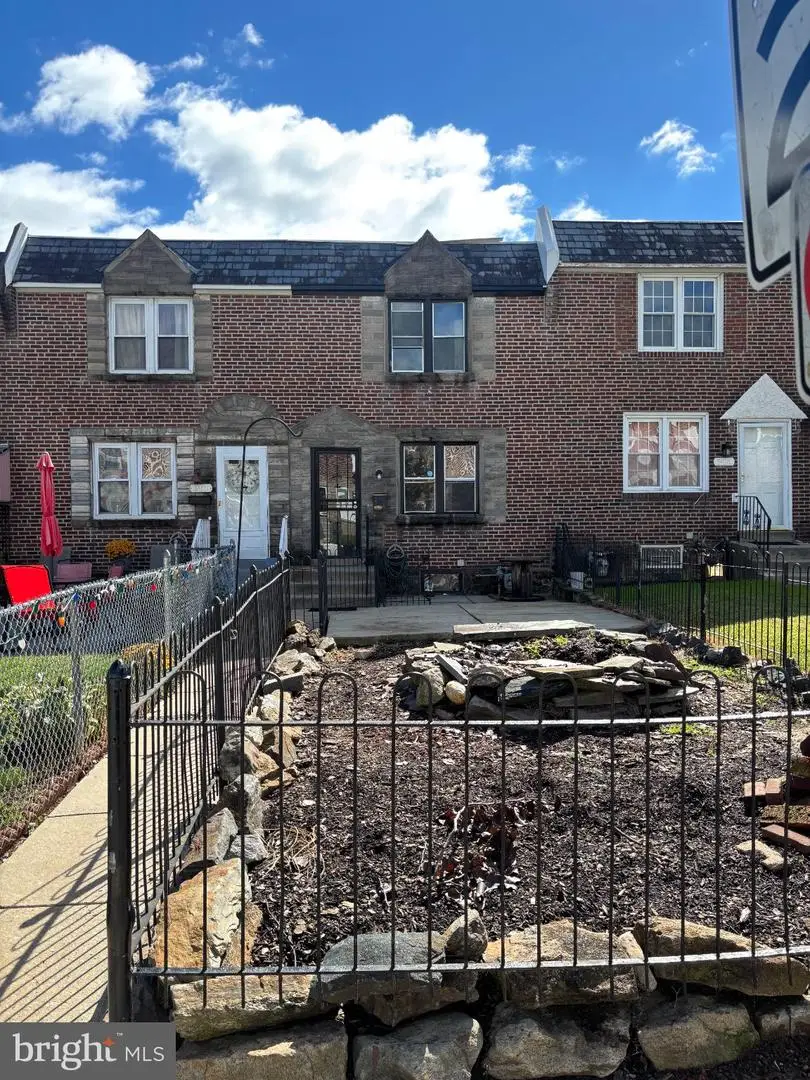 212 Cambridge Rd, Clifton Heights, PA 19018 - #2