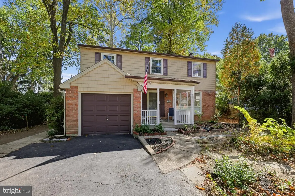 614 Georgetown Rd, Wallingford, PA 19086 - #1