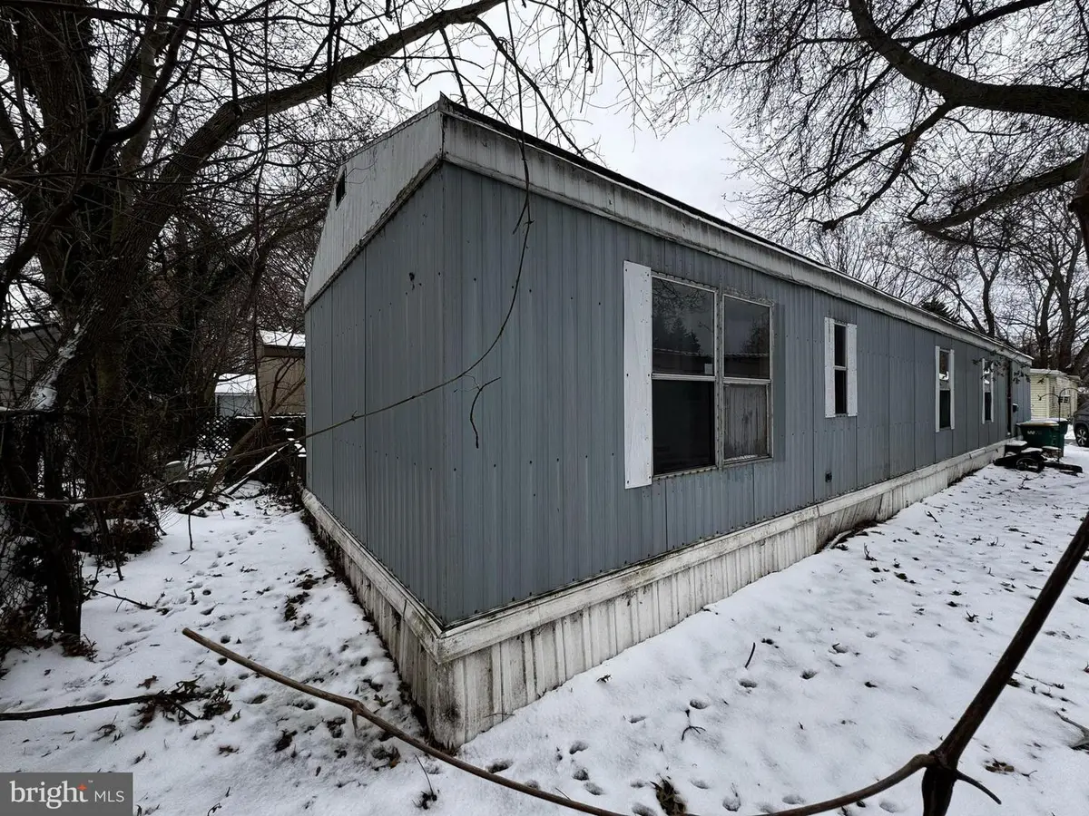 1417 Wana Dr, Erie, PA 16505 - Image #1