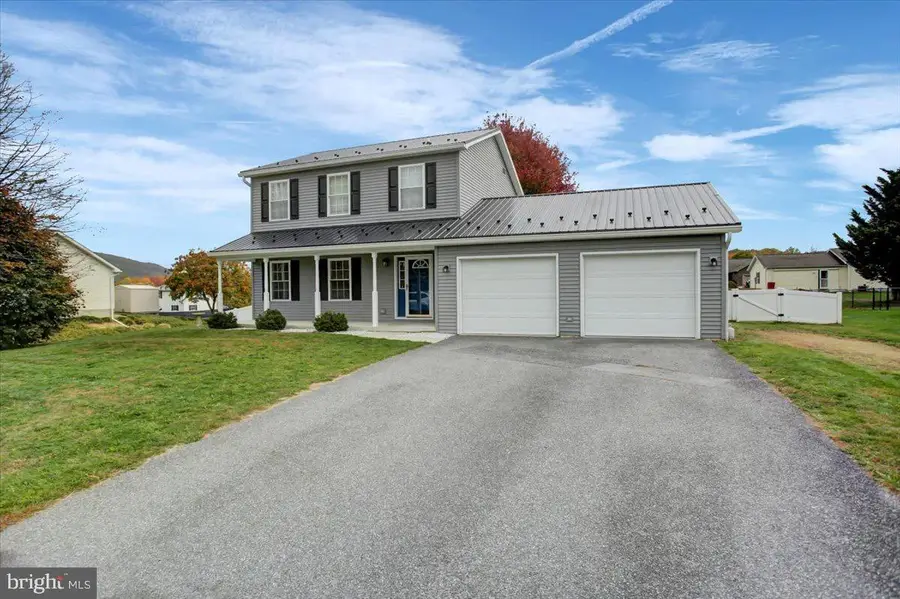 162 Hampton Dr, Chambersburg, PA 17202 - Image #3