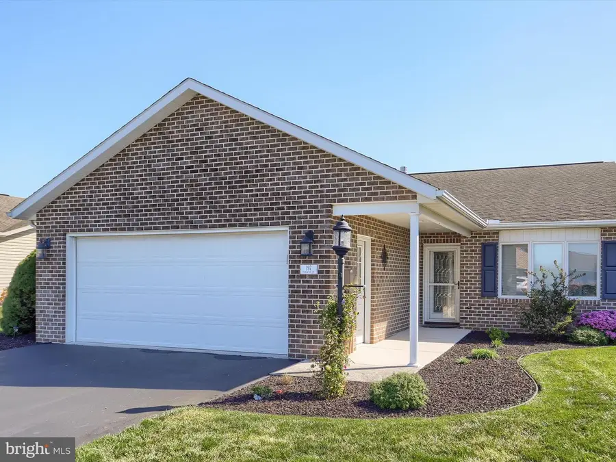 197 Parkwood Drive #320, Chambersburg, PA 17201 - Image #3