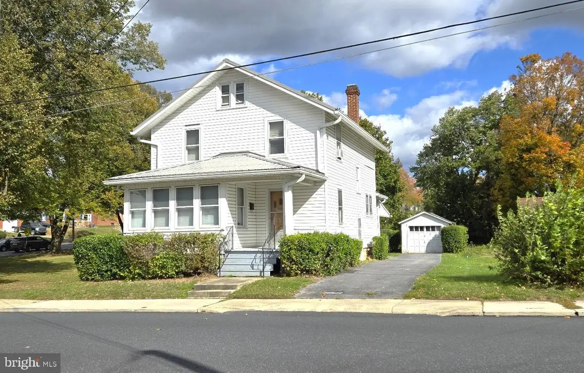 111 E Fifth Street, Waynesboro, PA 17268 - Image #1