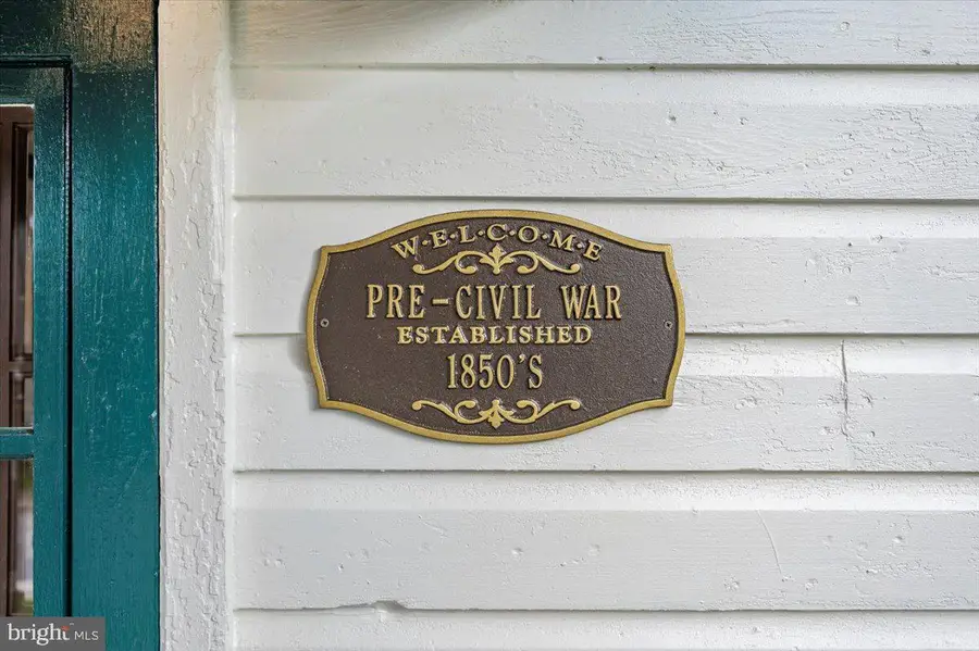 422 Cleveland Avenue, Waynesboro, PA 17268 - Image #2