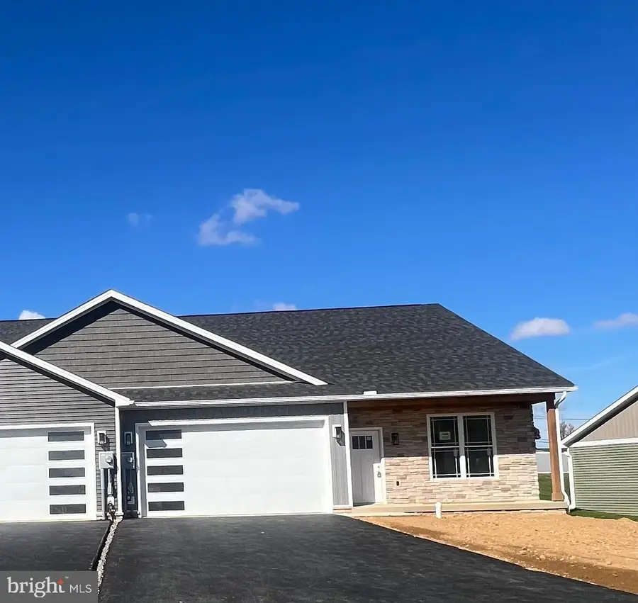 11849 Mystic Rock Lane S, Waynesboro, PA 17268 - Image #2